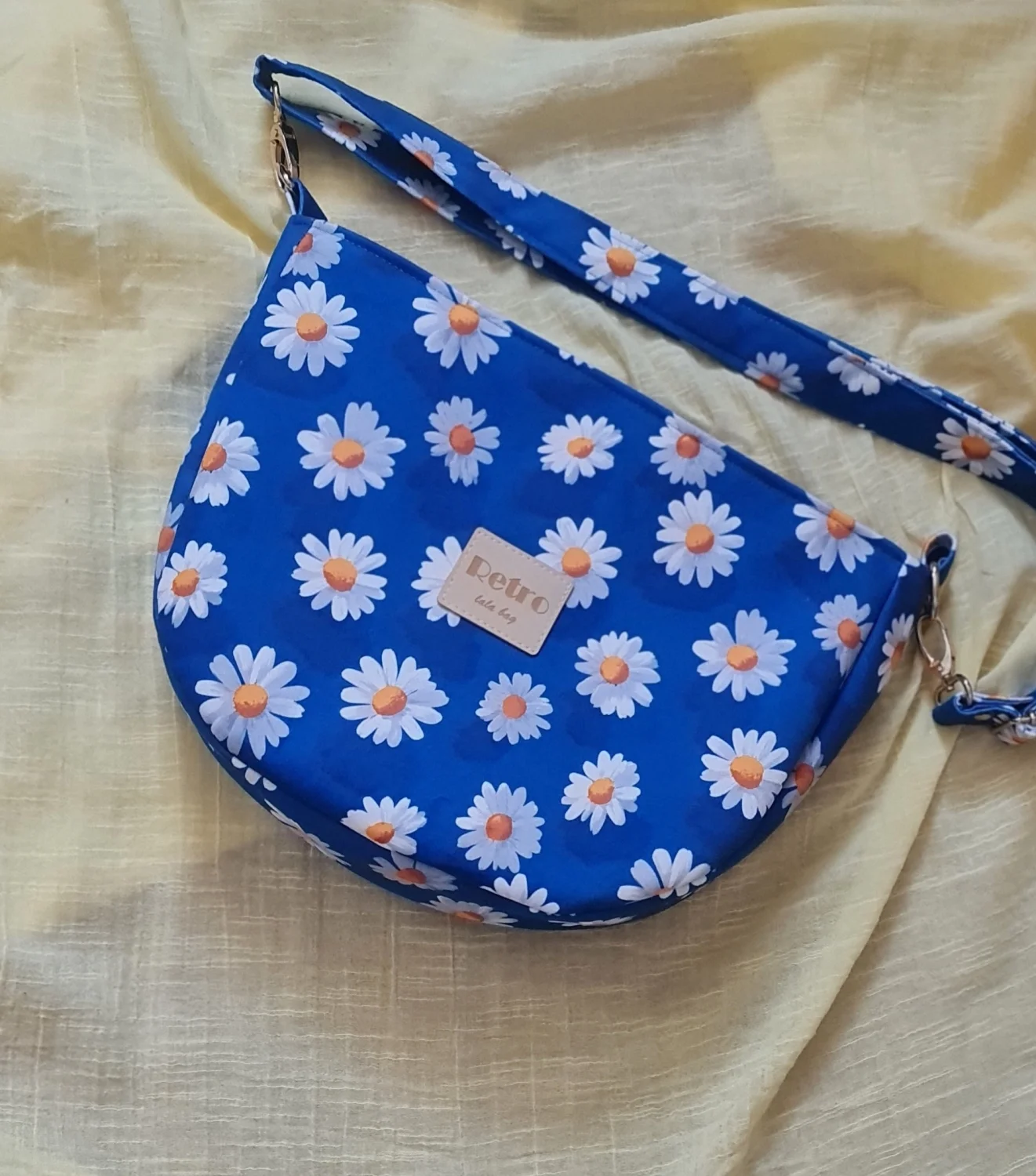 Torebka moonbag