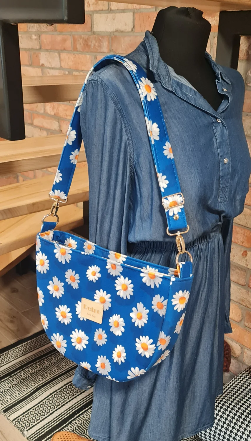 Torebka moonbag