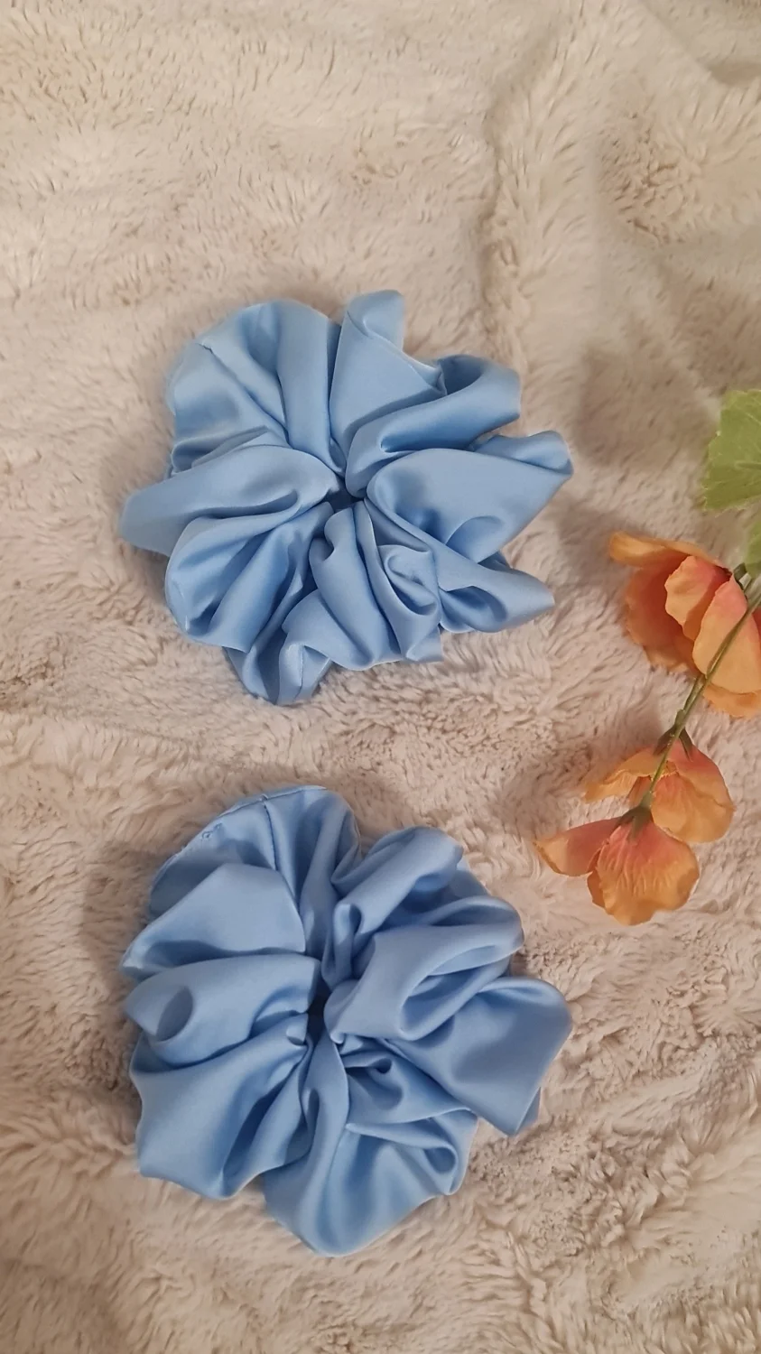 Scrunchie z dodatkiem jedwabiu standard