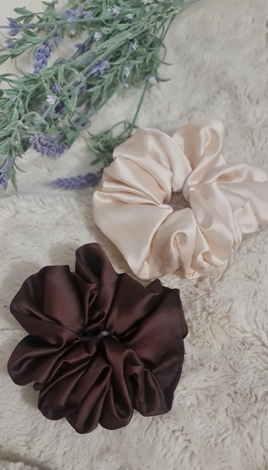 Scrunchie z dodatkiem jedwabiu standard